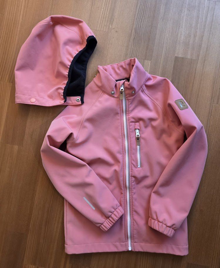 Reima Giacche & Cappotti: REIMA Softshelljacke Rosa - Grösse 128 – Usato da Meggen venduto da Scollection