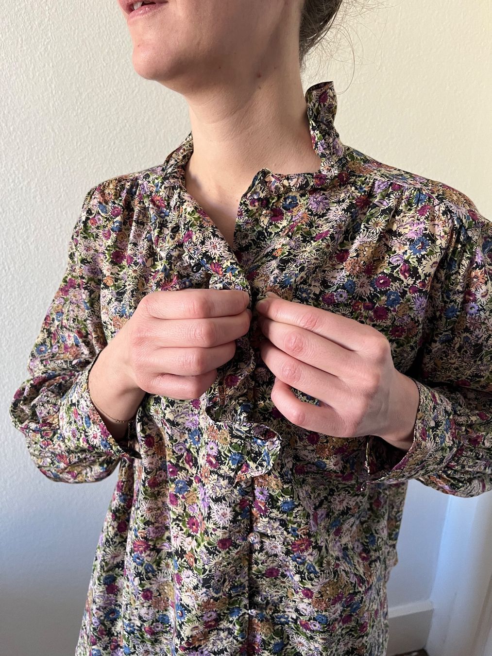 Other Stories Camicette: Chemise à fleur &OtherStories – Usato da Lausanne venduto da GildaGys 3
