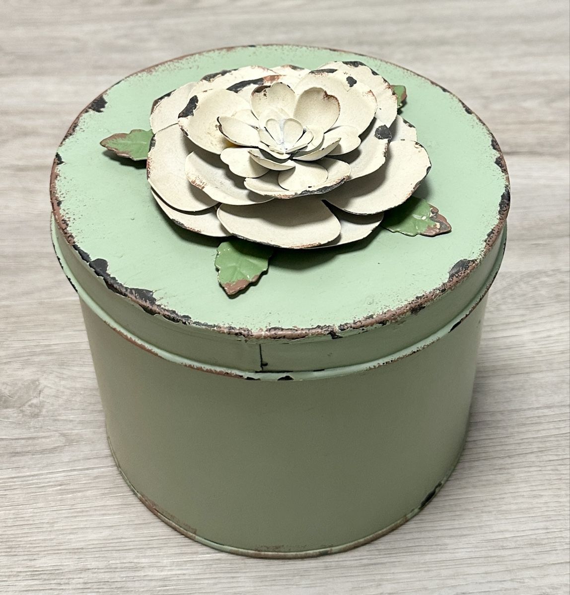 Tutte le decorazioni: Vintage Dose mit Rose - Blechdose Shabby Chic Stil – Usato da Rickenbach b. Wil venduto da sunneschii_ 1