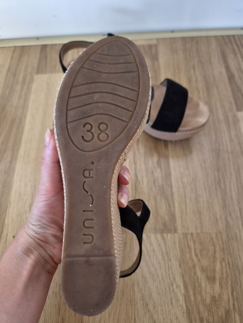 Unisa Scarpe da donna: Unisa sandals  – Nuovo (secondo la descrizione) da Zürich venduto da Natalia192k 3