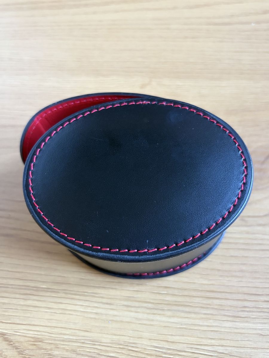 Omega Uhrenboxen: Omega Travel Watch Case Black Leather Red Stitching – Gebraucht aus Marin-Epagnier von Bill_Watch 1