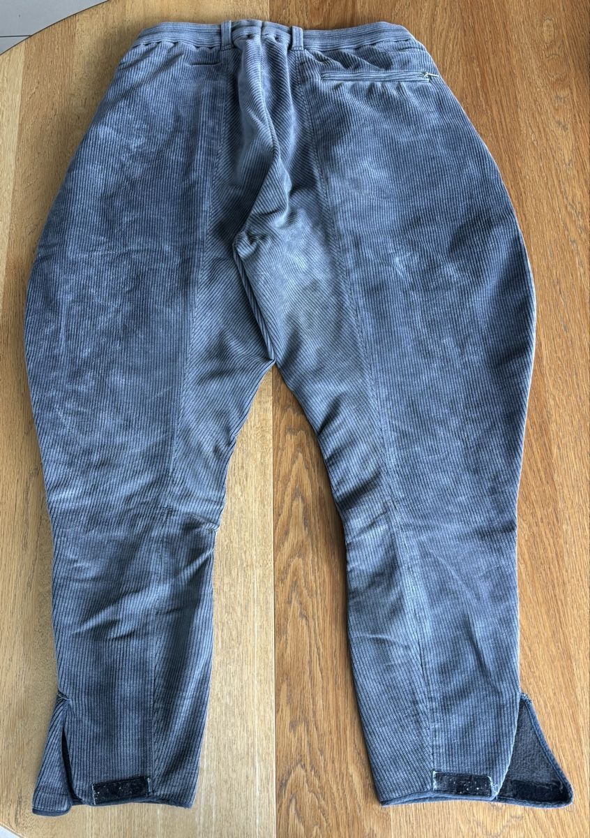 Pantaloni: Lancade Sport Reithose Cord – Usato da Frauenkappelen venduto da Anneli58 1