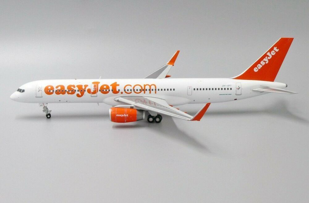 Easyjet Kit di modellismo & Modellini statici: B757-200 - EASYJET – Nuovo e nell'imballaggio originale da Morges venduto da iljamuromez