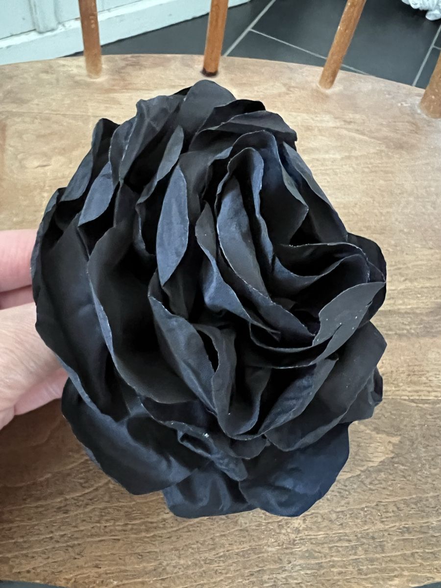 Broschen & Nadeln: Schwarze Blumen Brosche oder Haarschmuck – Neu (gemäss Beschreibung) aus Inwil von 27sonnenschein 1