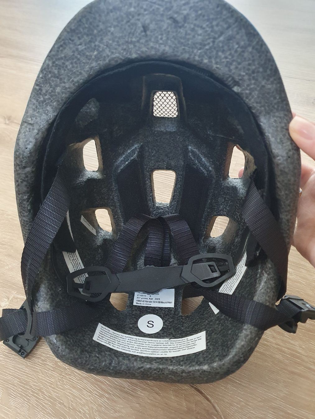 Caschi: Velohelm Hamax, Grösse S 47-52cm – Usato da Kriens venduto da Ivana4 1