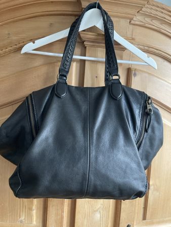 Liebeskind Berlin Leder Tasche schwarz, geräumig, Top Zustan