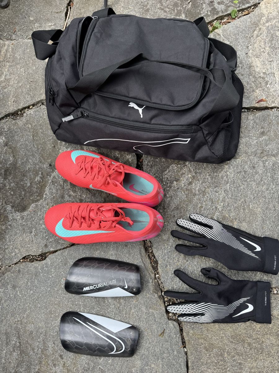 Puma Sacs & sacs à dos: Kinder Fußball bundle  – D'occasion à Luzern par jacksonville 5