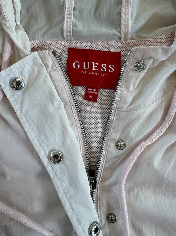 Giacche: Guess Vintage Jacke  – Usato da Zürich venduto da tim-zh 2