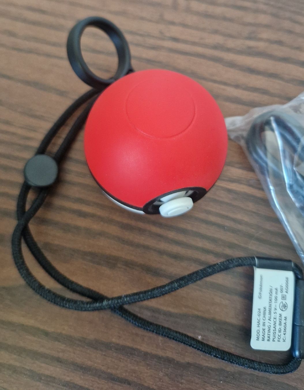 Nintendo Controller: Manette Poké Ball Plus pour Nintendo Switch – Usato da Biel/Bienne venduto da Boozook 3