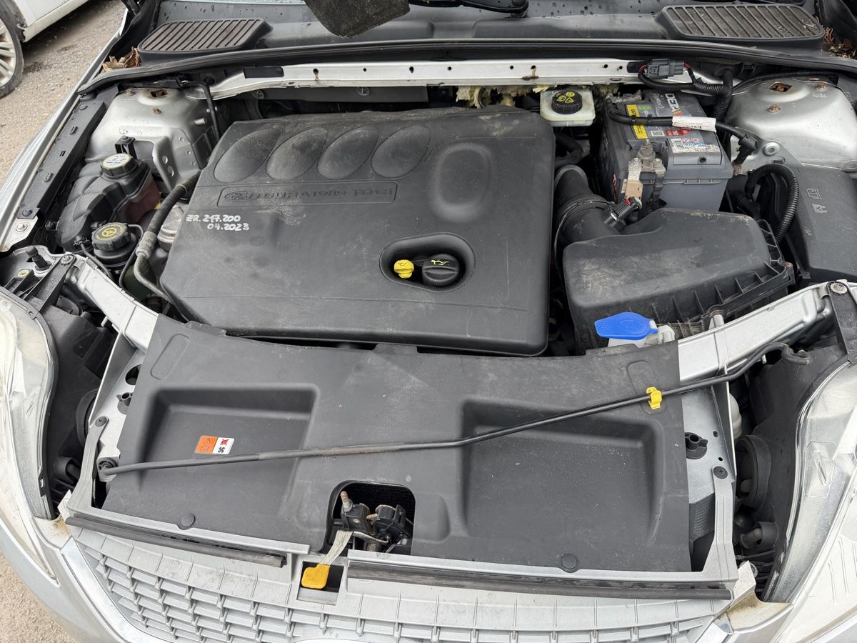 Ford Autos: Ford Mondeo 2.0 TDCi 2010 – Défectueux à Mollis par BSL10 9