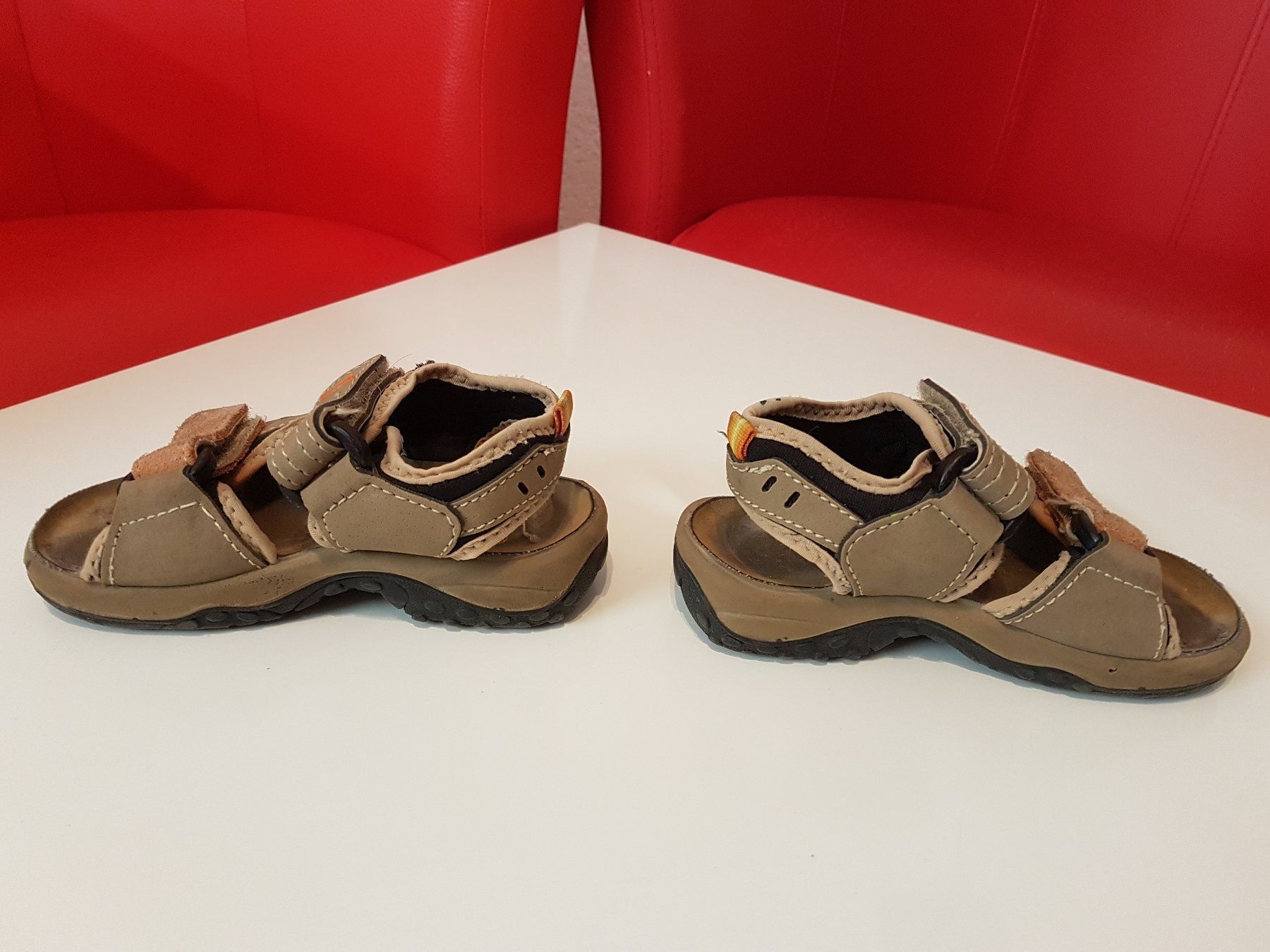 Schuhe für Jungen: Sandalen Grösse 25 – Gebraucht aus Obergösgen von schesom 2