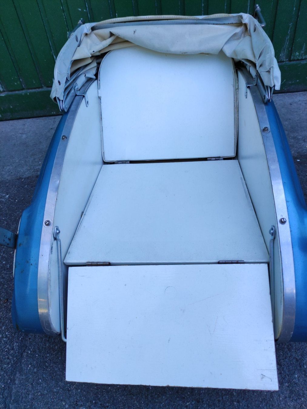 Puppenwagen: Kinderwagen Helvetia – Gebraucht aus Wetzikon ZH von schirkahn 4