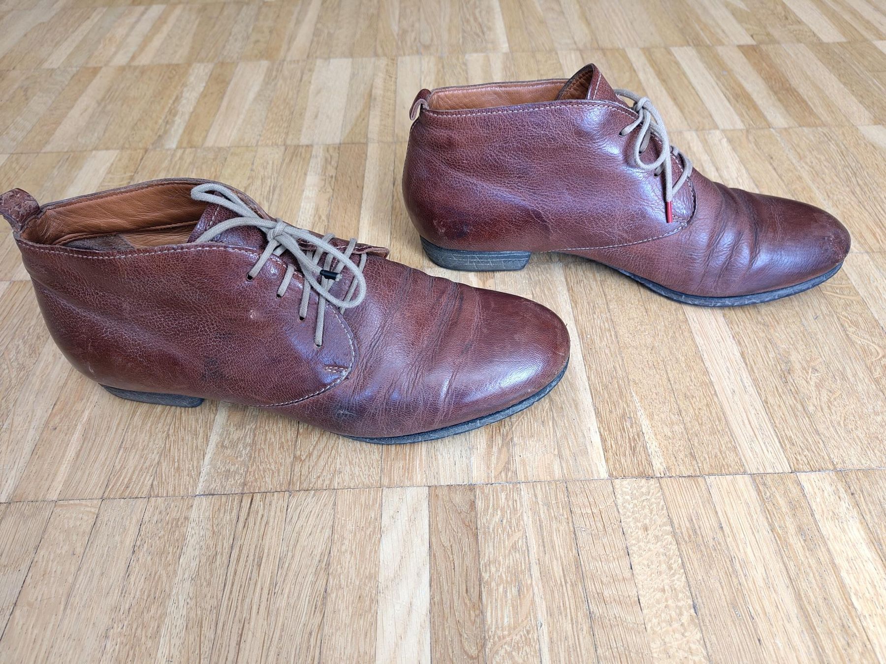 Think Scarpe da donna: Damenschuhe Think – Usato da Biel/Bienne venduto da Creager 1