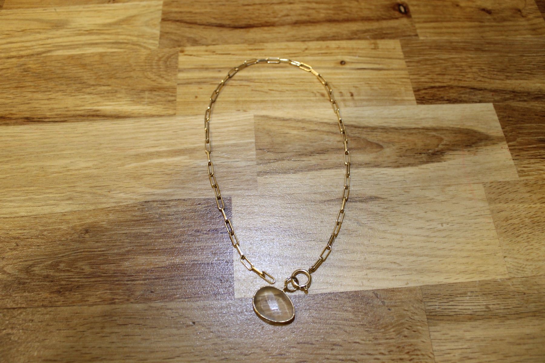 Abercrombie Catenine: Collier avec charm cristal de roche – Usato da Renens VD venduto da rou_k7m5