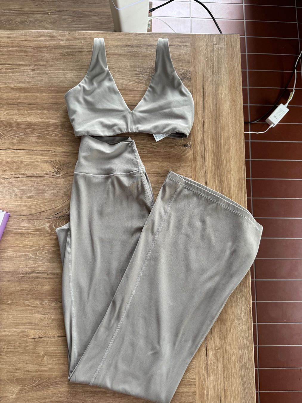 Leggings: Oner Active SOFTMOTION - S Warm sand – Neuf (Voir description) à Zürich par SNovo
