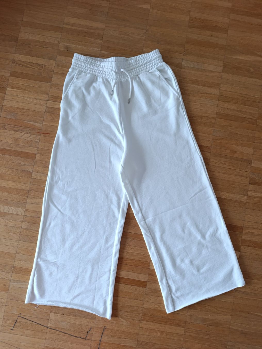 Pantalons: Damen oversized Capri Hose, Gr S – D'occasion à Zürich par mir_2kjl