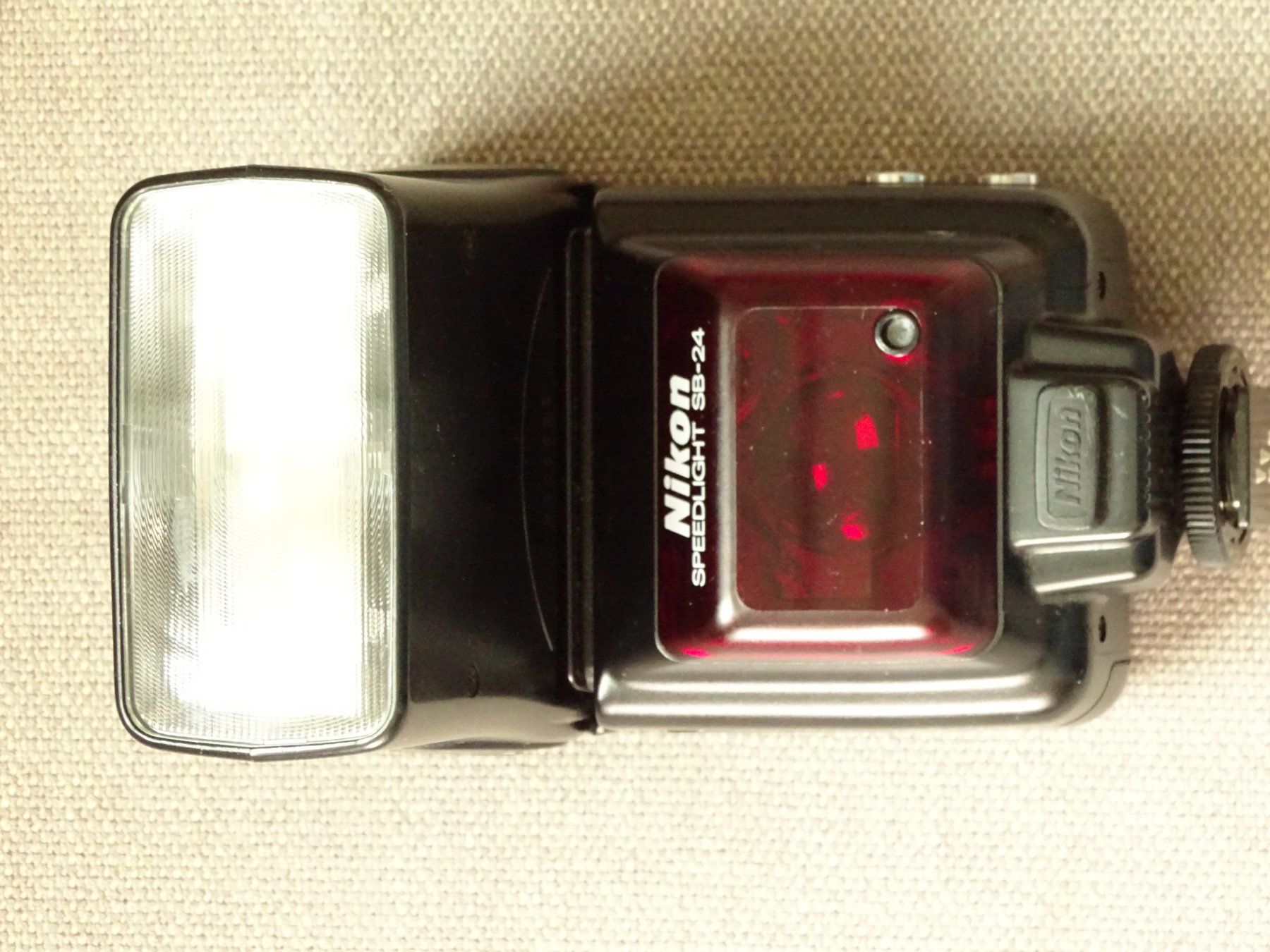 Nikon Flash: Nikon Blitzgerät SB-24 – Usato da Hirzel venduto da Musicman03
