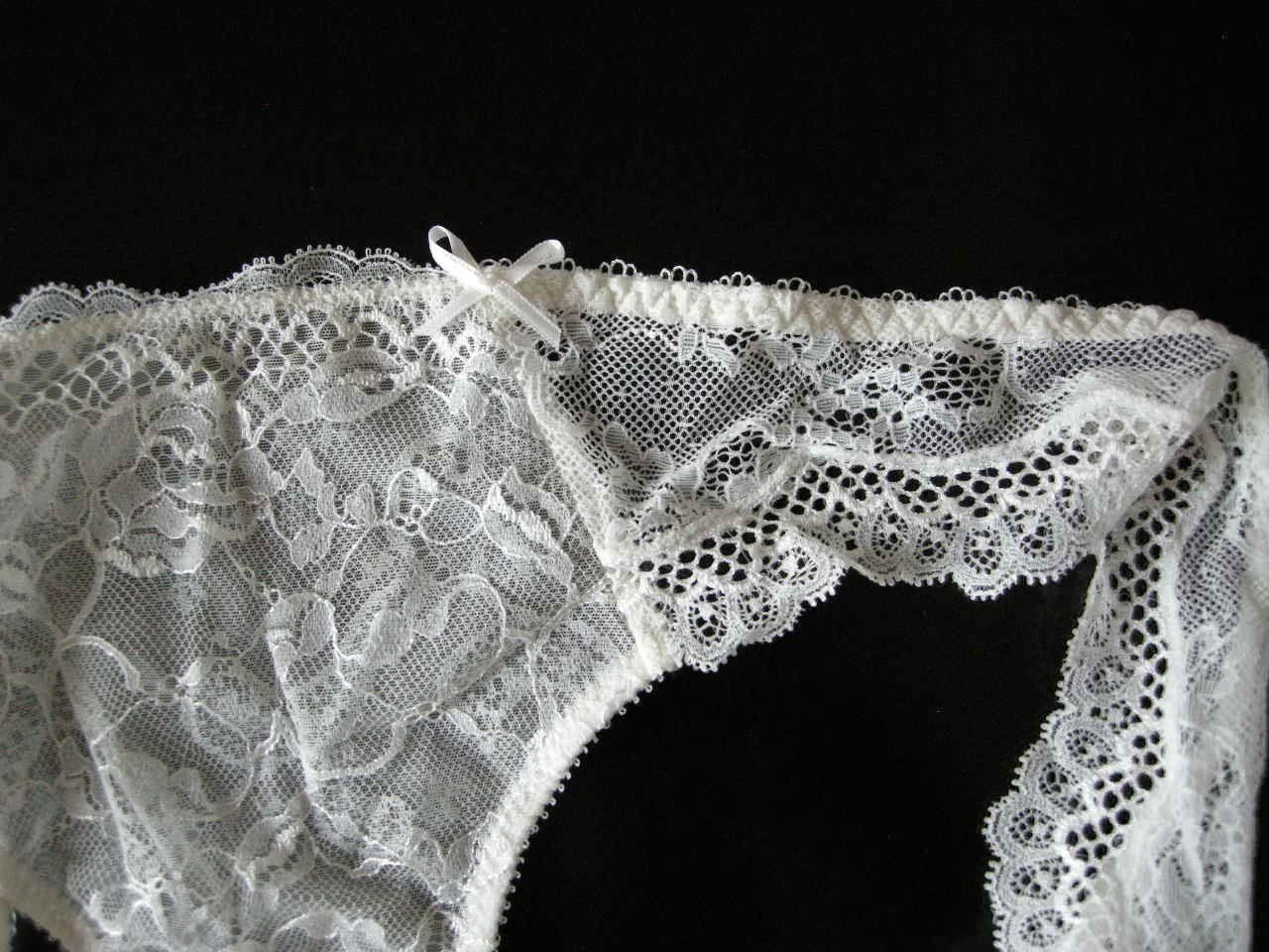 Chantelle Altra biancheria intima: CHANTELLE String, NEU, Grösse EUR 38 – Nuovo e nell'imballaggio originale da Dietikon venduto da Klopfer05 5