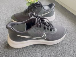 Nike Star femme taille 37.5 noir