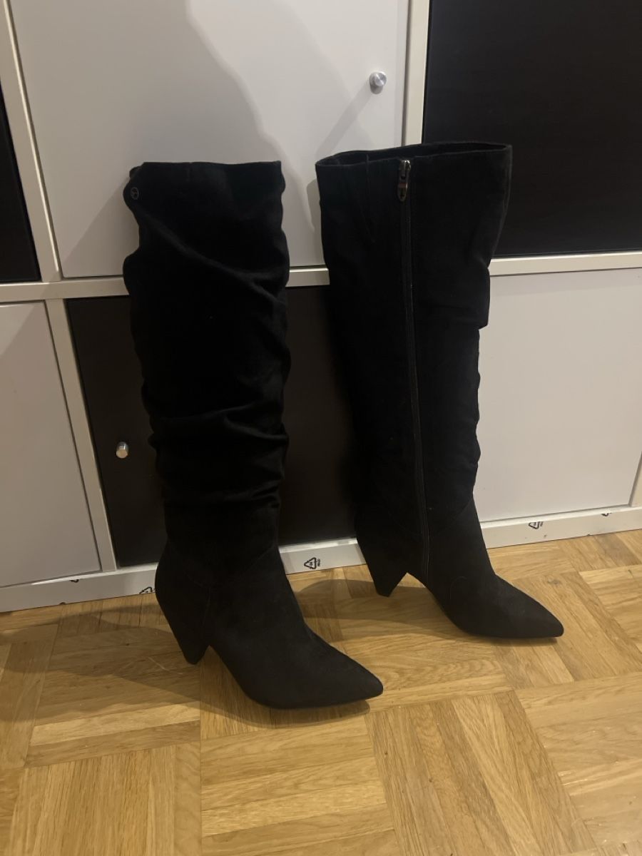 Tamaris Scarpe da donna: JOLIE BOTTE TAMARIS  – Usato da Brügg BE venduto da traindenuit