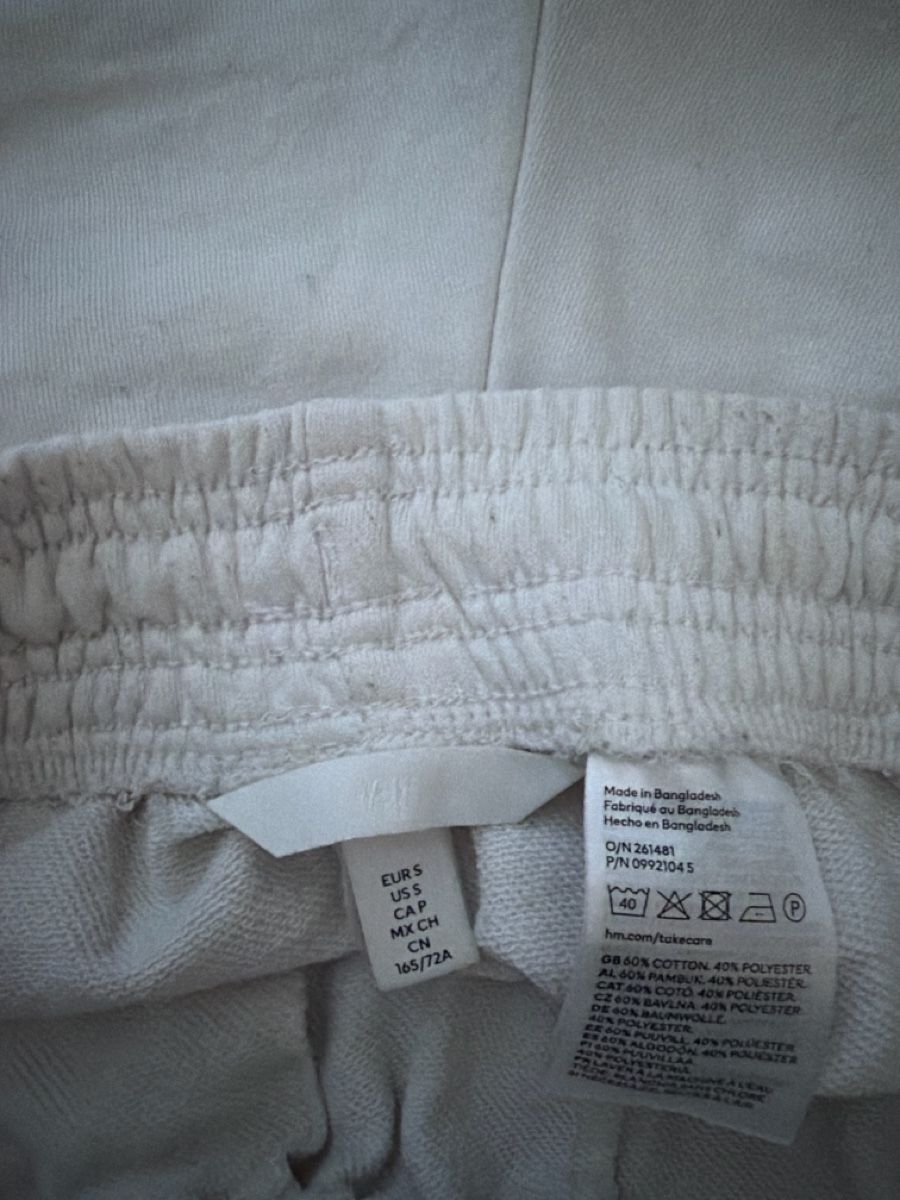 H&M Pantalons: Short blanc H&M – D'occasion à Le Locle par Mayd_h 2
