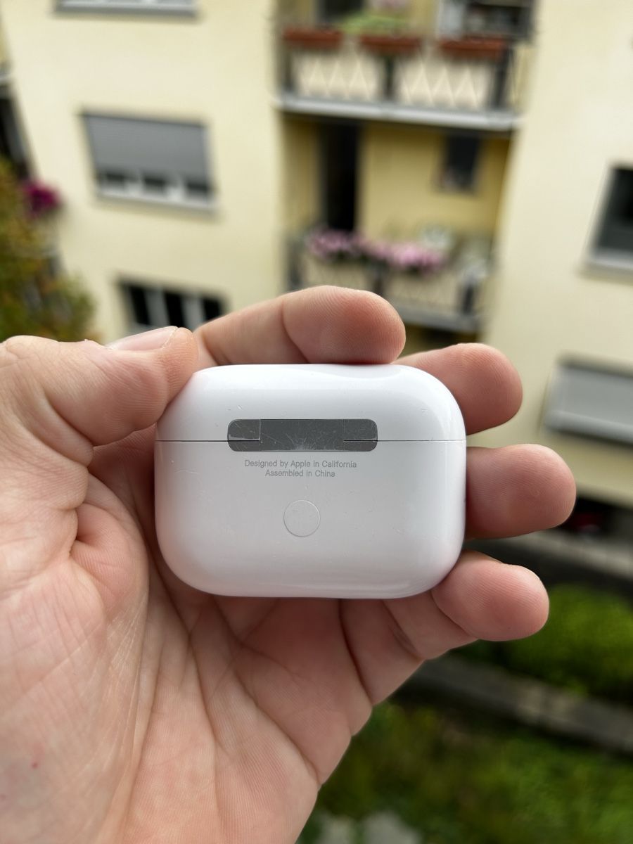 Apple Cuffie: Apple AirPods Pro 2. Generation mit Ladecase – Usato da Zürich venduto da fle_8ckw 2