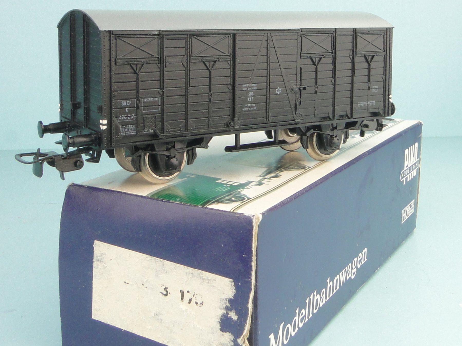 Piko Modellini di ferrovie: Piko H0 SNCF Güterwagen, NEU – Usato da Bülach venduto da cann11