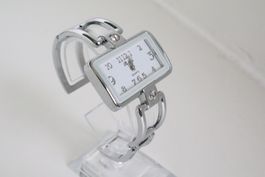 B. blei neue Damen Uhr *läuft Garantie*