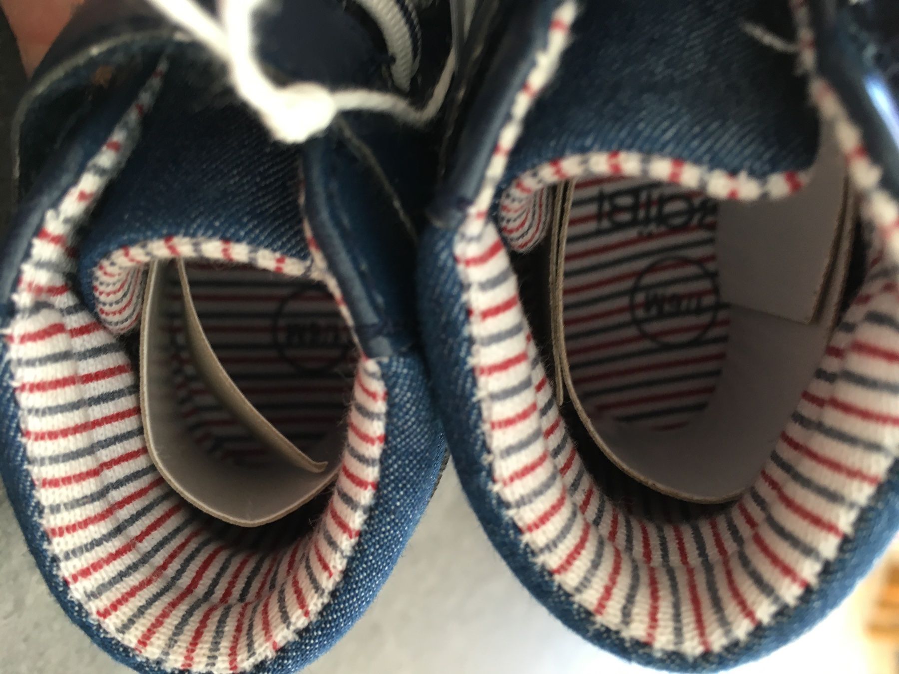 Schuhe für Jungen: Chaussures obaibi pour bébé – Gebraucht aus Liddes von Couik 3