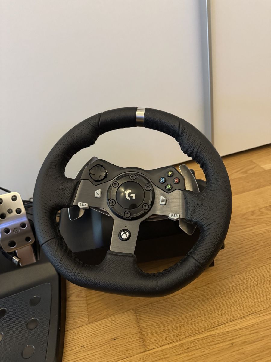 Logitech Controller: Logitech g920 + Thrustmaster shifter XBOX und PC – Usato da Volketswil venduto da xSoraa 1