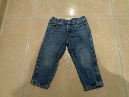 Gucci NWT coole jeans, 9-12Mt NP 410 fr