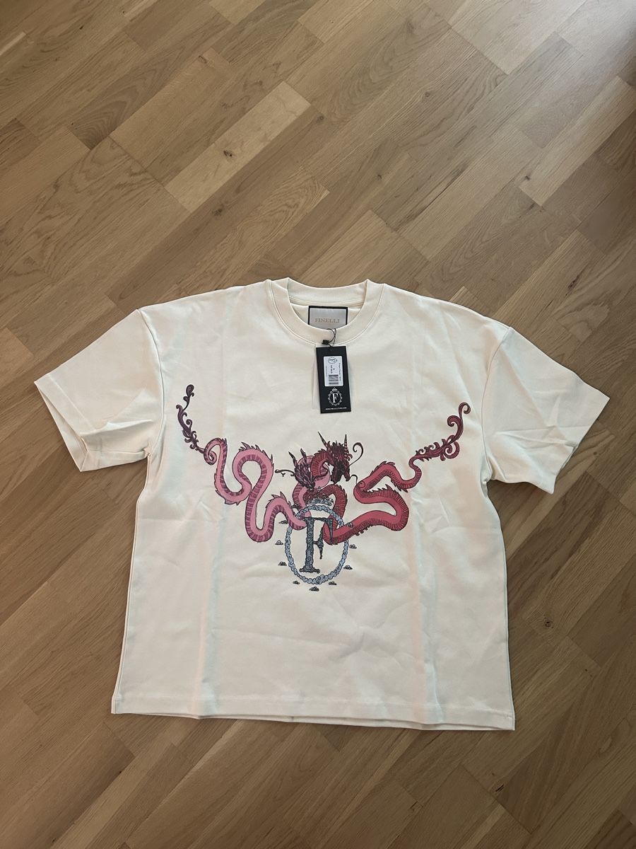 T-shirt: finelli t-shirt (M) – Nuovo e nell'imballaggio originale da Freidorf TG venduto da driftingforthrifting