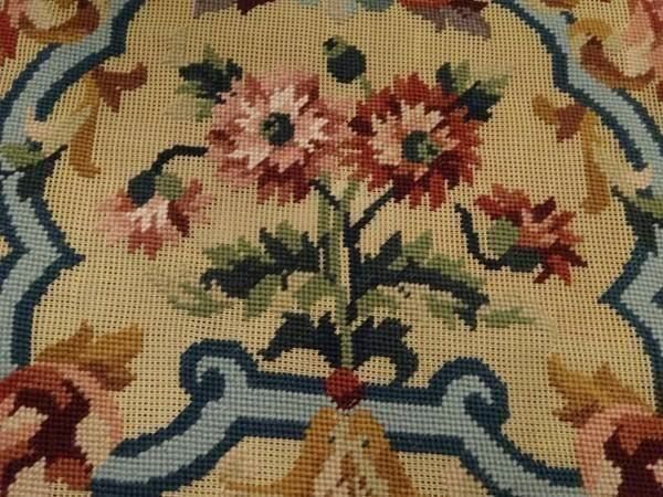 Tutte le decorazioni: 4  gobelins à broder - fauteuil – Nuovo e nell'imballaggio originale da Biel/Bienne venduto da milamila02 2