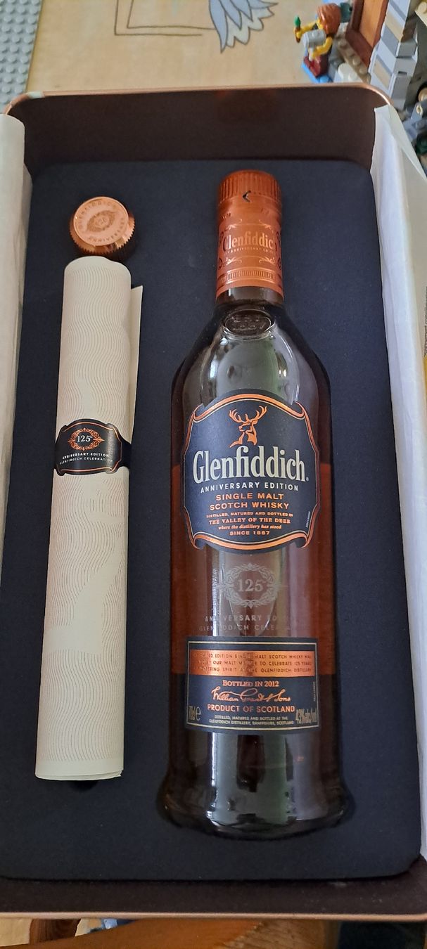 Glenfiddich Spiritueux: Glenfiddich 125 Anniversary Edition limitée. Neuf. – Neuf avec emballage d'origine à Les Brenets par Galen25 1