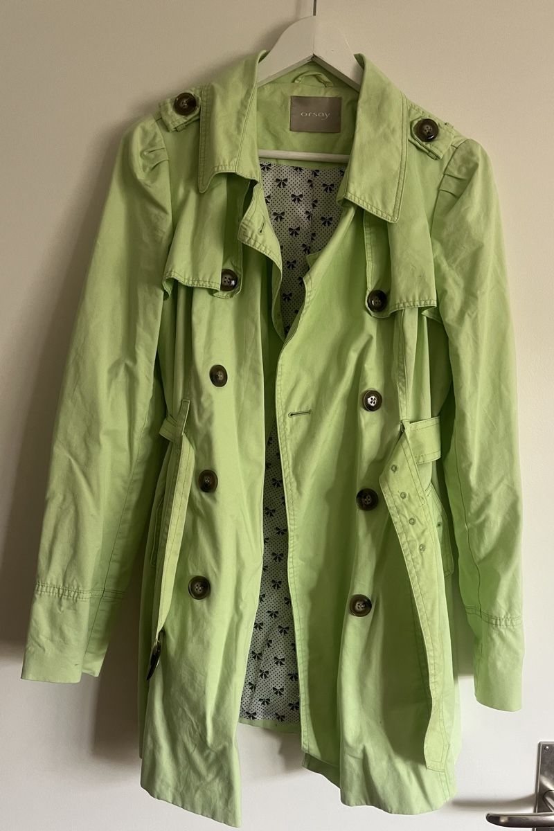 Orsay Cappotti: Trenchcoat Orsay hellgrün Gr. M/L – Usato da Winterthur venduto da Ste_Uho 2