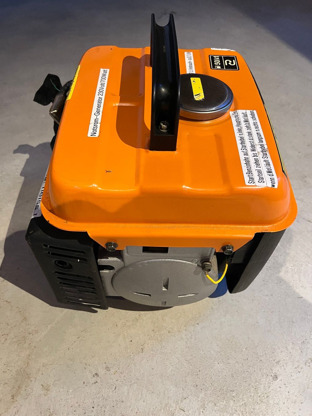Generatori di corrente: Notstromgenerator 700 Watt – Usato da Cham venduto da hemst 3