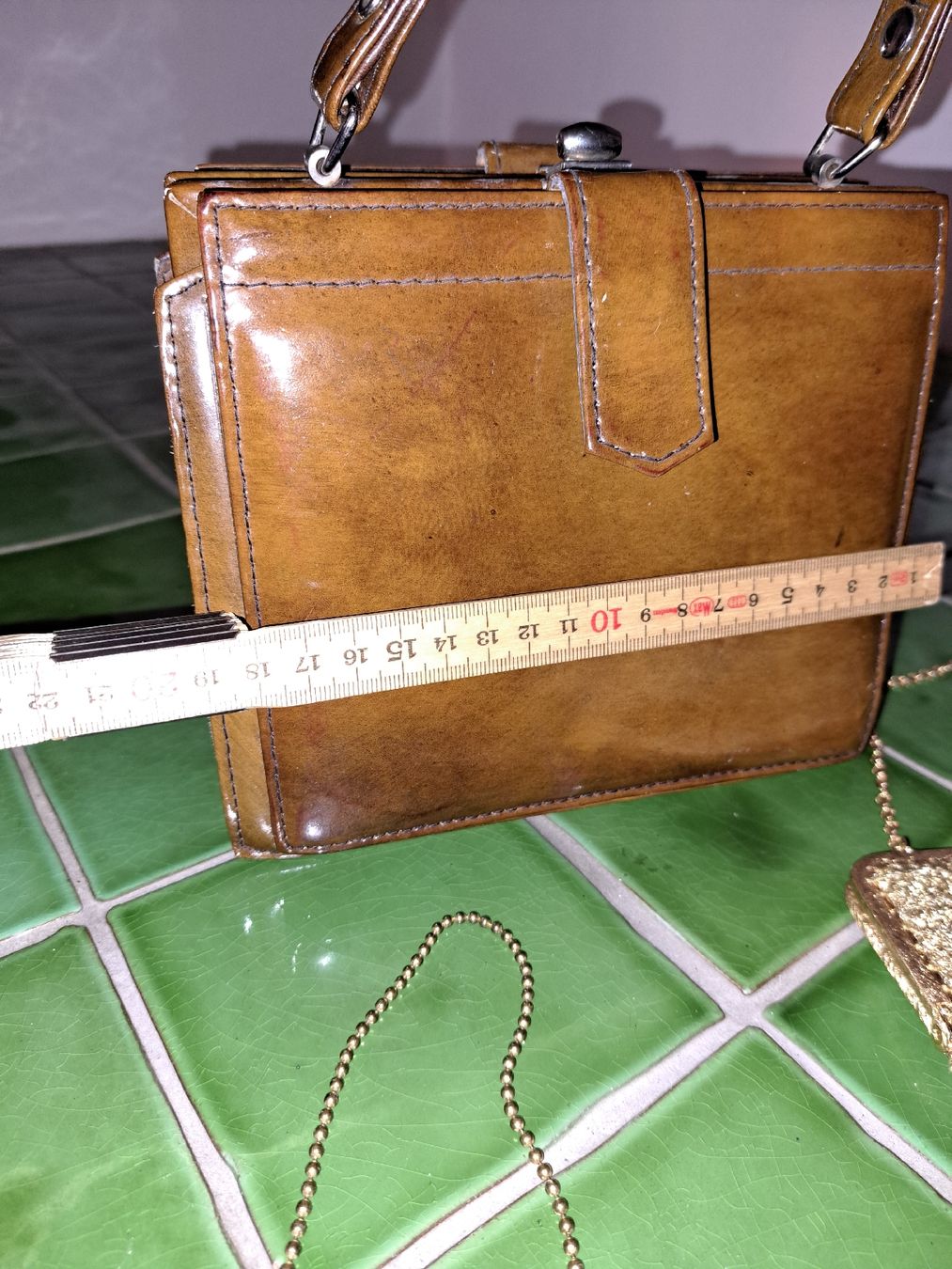 Borse: antike Handtasche aus braunem Leder, – Usato da Kölliken venduto da Upcycling-by-Mc-TAM 6