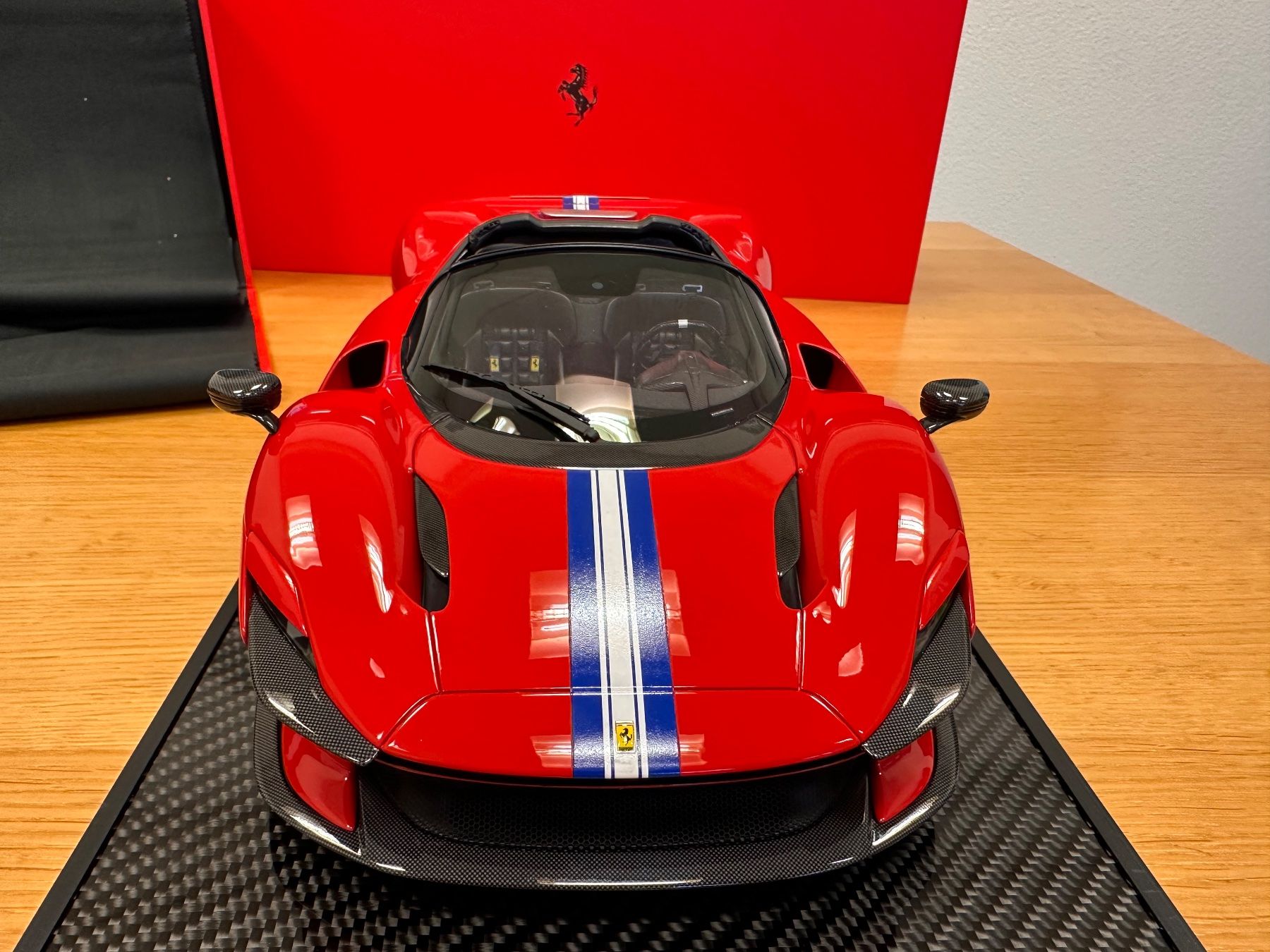 BBR Models Modellautos: Ferrari  Daytona SP3 1/12 rot – Neu und originalverpackt aus Stein AR von Krabbe2 6