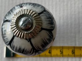KNAUF für Schublade, Keramik weiss-schwarz