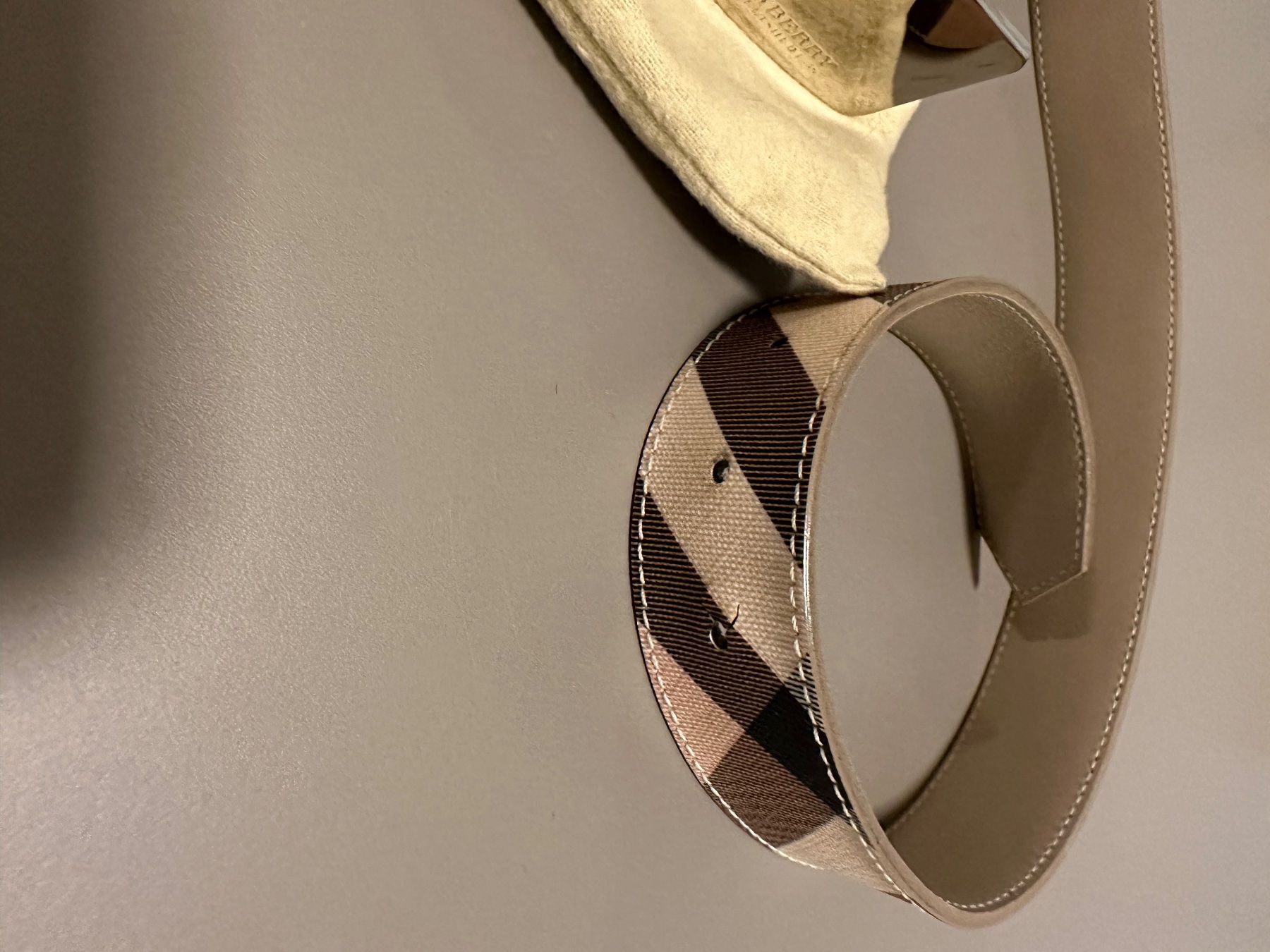 Burberry Cinture: Burberry belt – Usato da Lugano venduto da S_nyr7 3