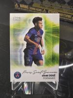 Carte de football Désiré Doué Paris SG Topps