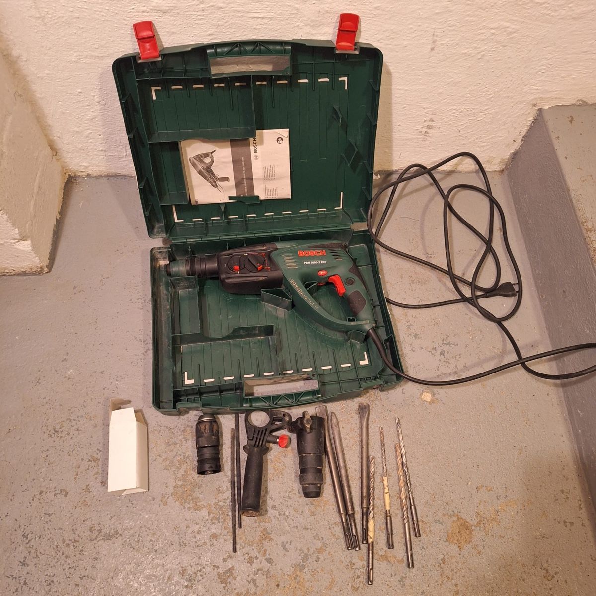Bosch Perceuses: Bosch Bohrhammer – D'occasion à Winterthur par odo_t75f