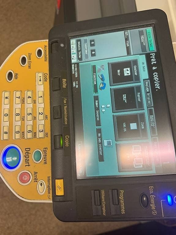 Imprimante professionnelle Konica Minolta bizhub C220 (Gebraucht) in ...