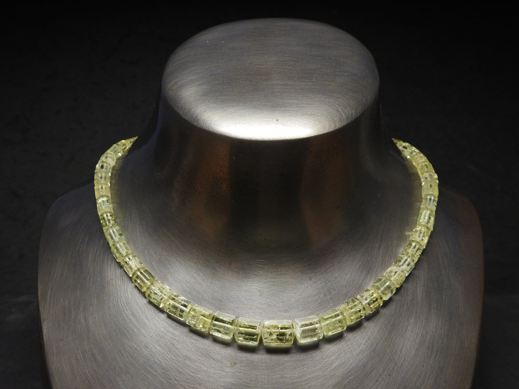 Catenine: Collier aus gelbem Beryll – Nuovo e nell'imballaggio originale da Langnau i. E. venduto da Vivid7