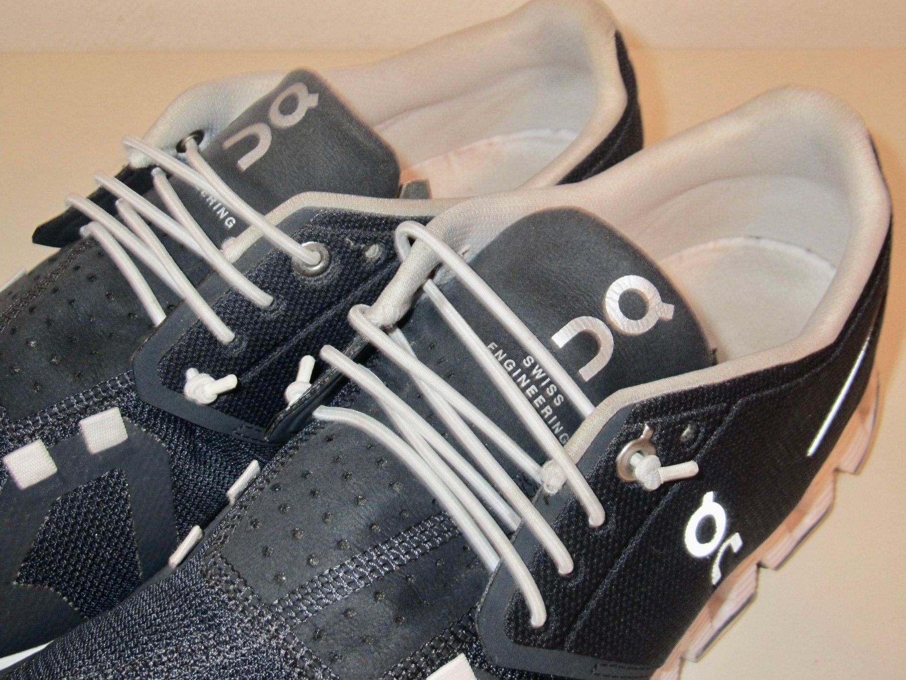 Herrenschuhe: SNEAKER SWISS ENGINEERING ON RUMING – Gebraucht aus Murten von Selliot 2