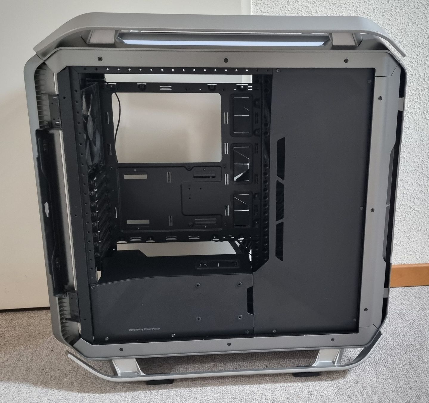 Custodie: Cooler Master COSMOS C700P – Usato da Chancy venduto da flo_f6f8 2