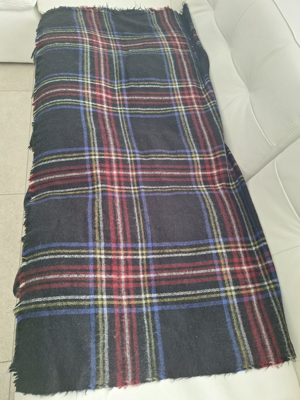 Foulard & Sciarpe: SCHÖNER SCHAL - WINTER – Usato da Steinhausen venduto da togoraul123