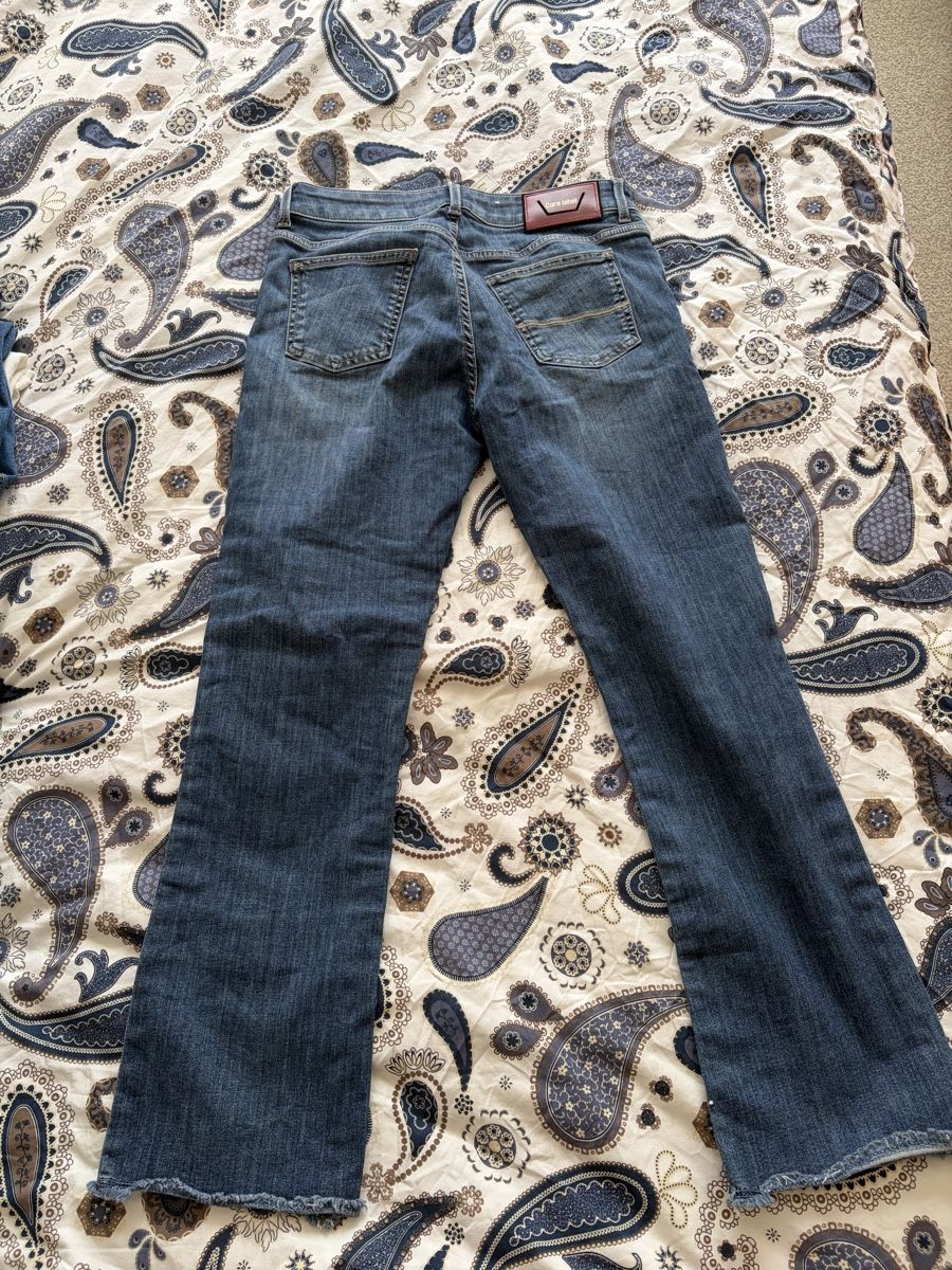 Jeans: Care Label Jeans 27  – Usato da Basel venduto da Brunner.T 3