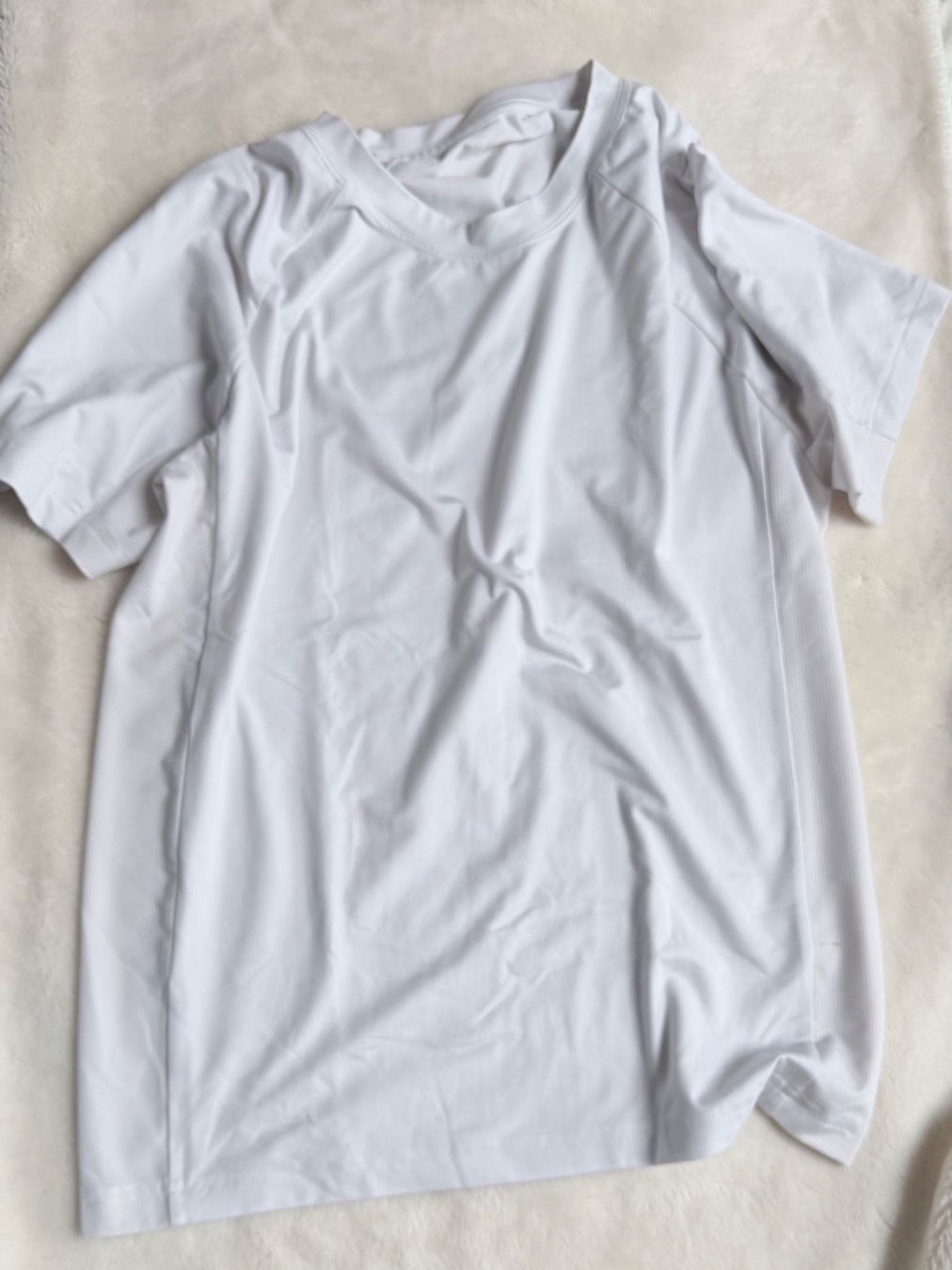Hollister Lotti & Set di vestiti: 3 Sport-T-Shirts – Usato da Würenlos venduto da JRP_71 3