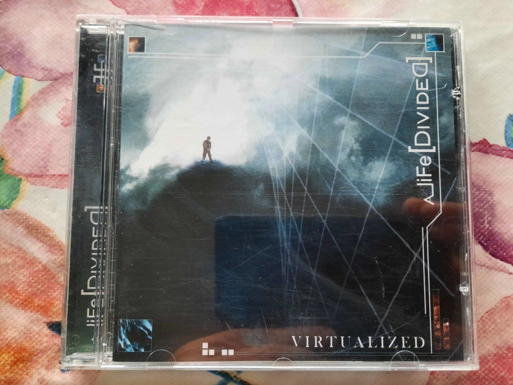 CDs: CD A_Life (Divided) - Virtualized – Gebraucht aus Pully von bro_n52j